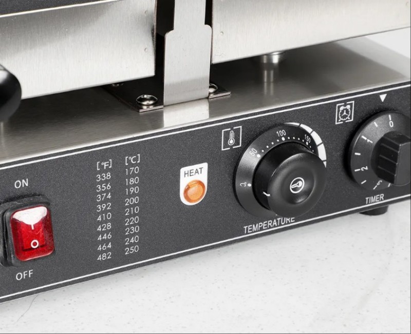 One Fish Electirc Waffle Maker