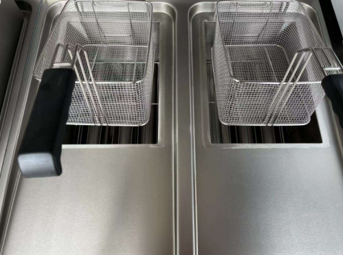 Electric 2-Tank Fryer With Cabinet